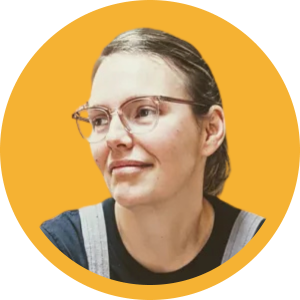 Abby Covert headshot